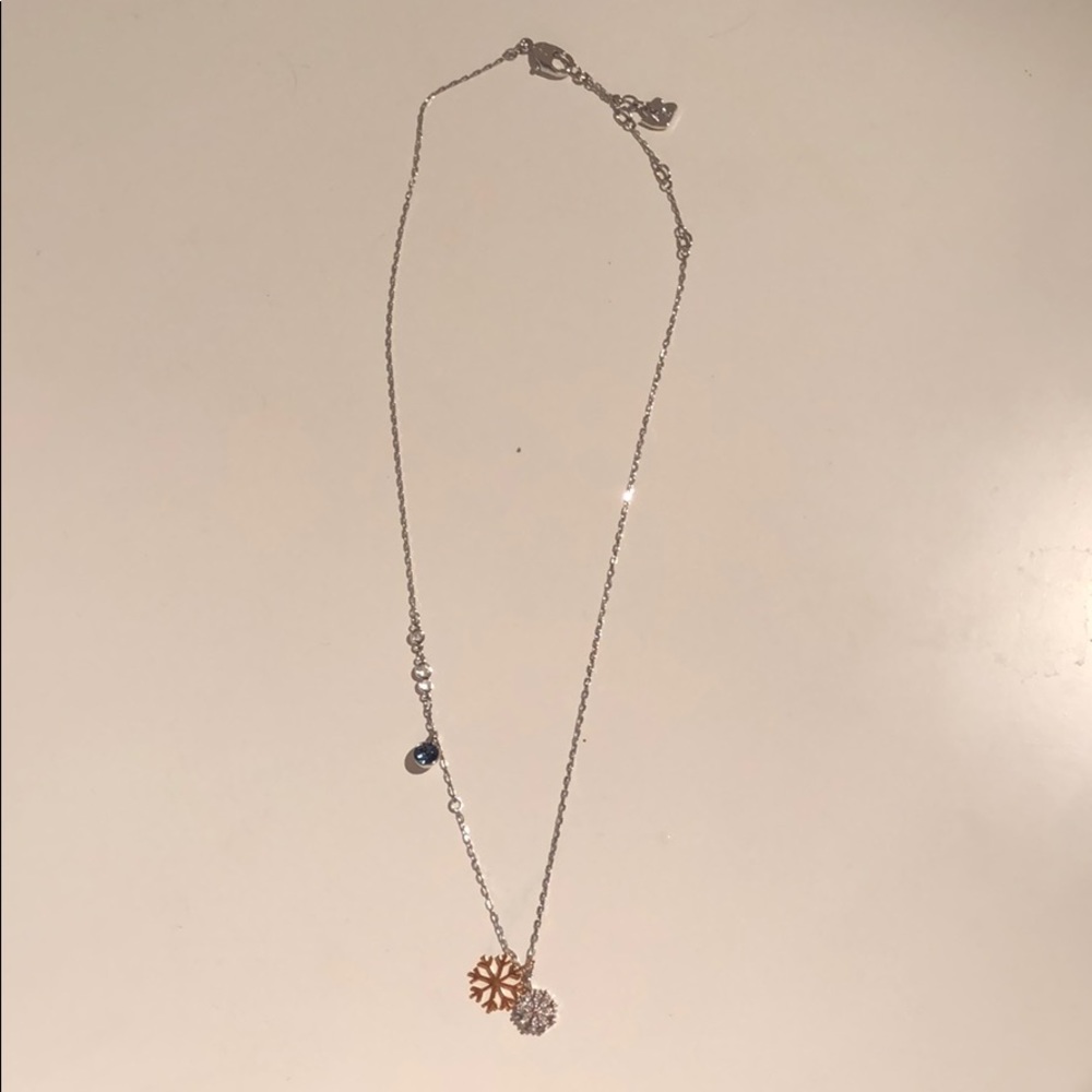 Silver snowflake Swarovski necklace